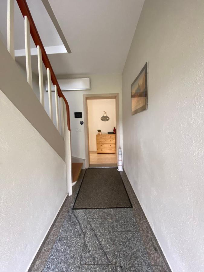 Gelbes Haus Seenland Ferienwohnungen Xl Elsterheide Екстериор снимка