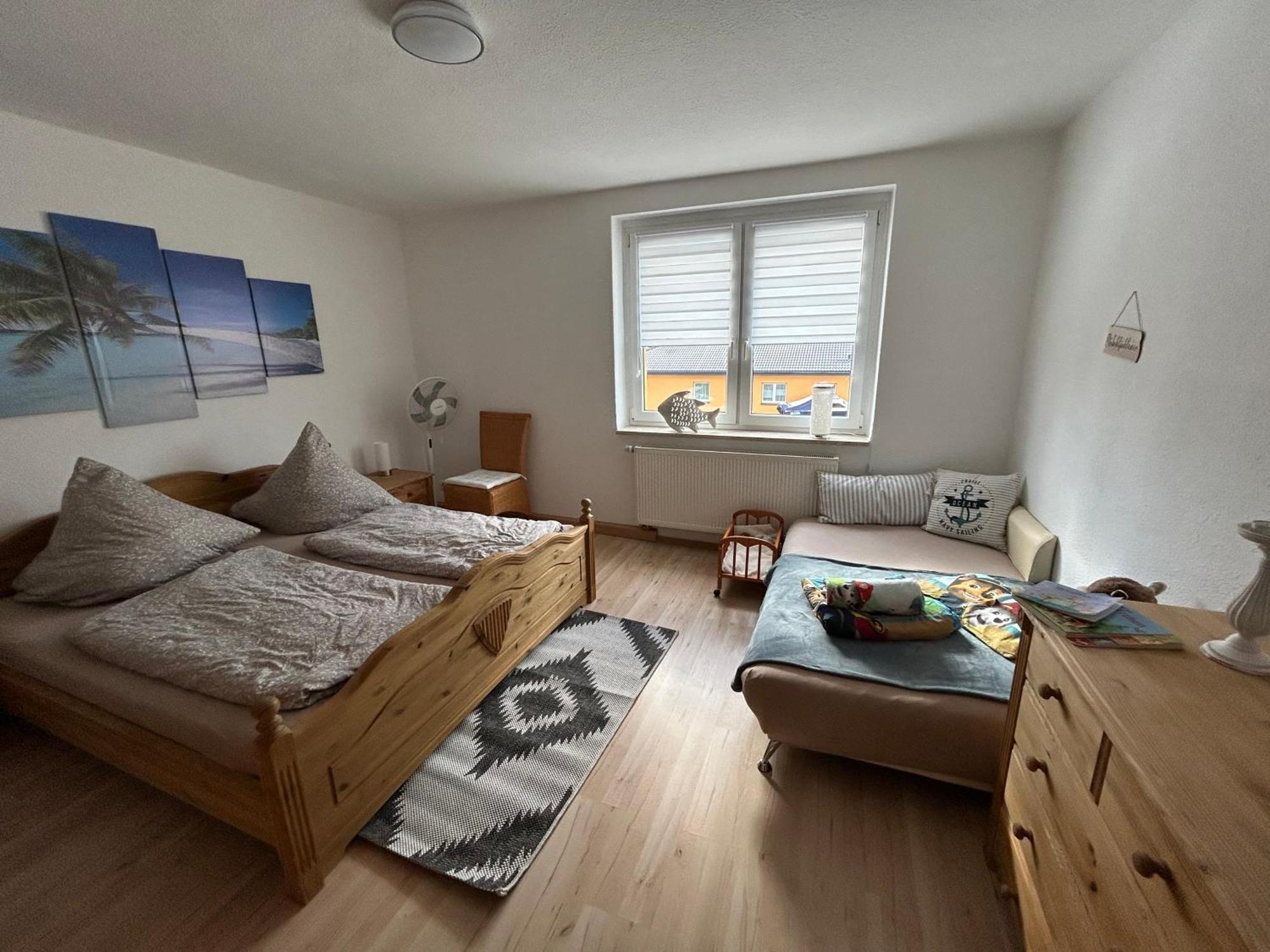 Gelbes Haus Seenland Ferienwohnungen Xl Elsterheide Екстериор снимка
